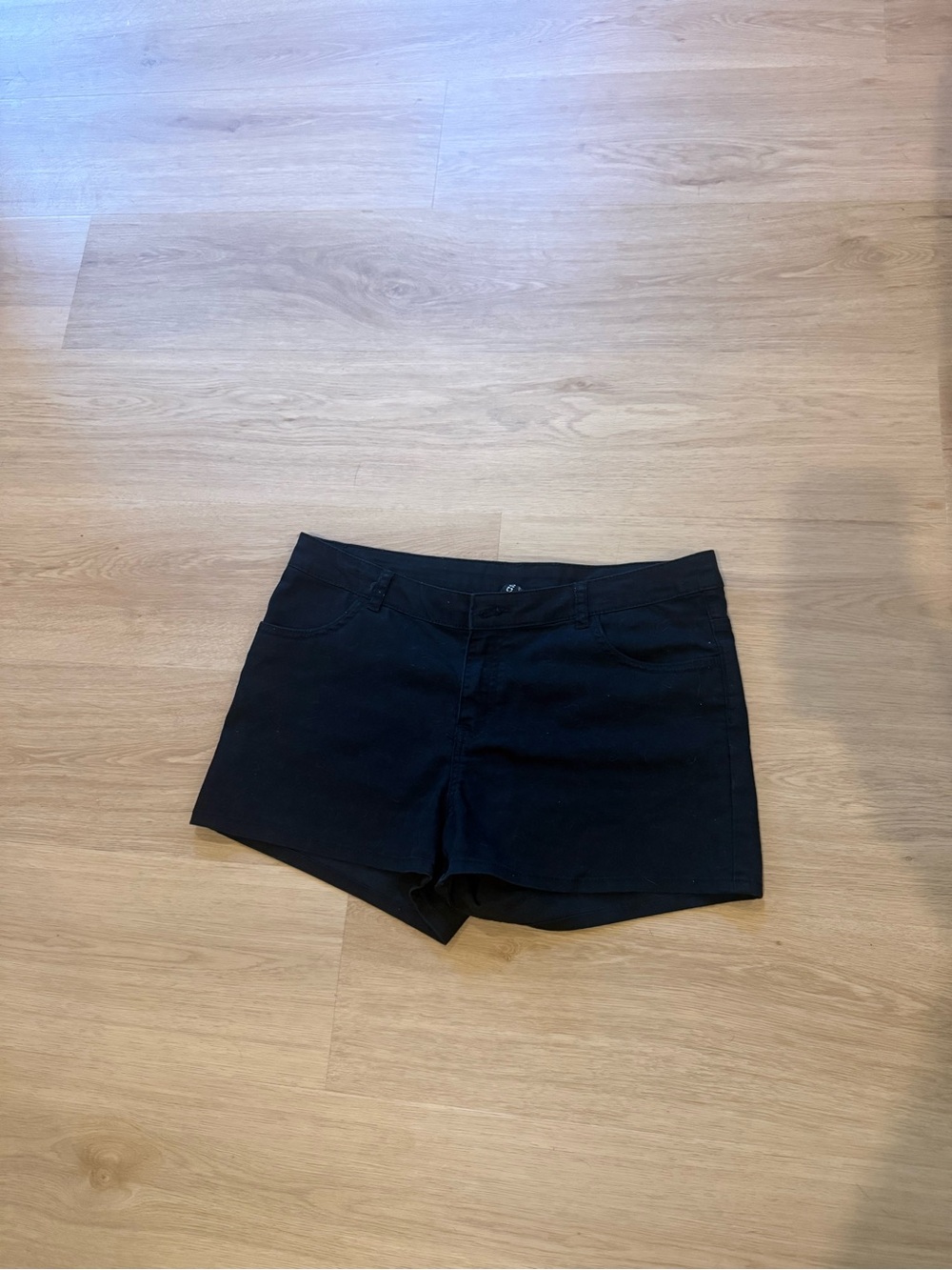 H&M Black classic Shorts
